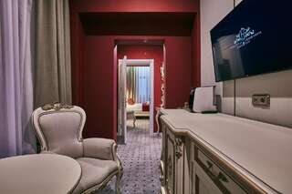 Отель Grand Hotel Lviv Luxury & Spa Львов-1