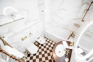 Отель Grand Hotel Lviv Luxury & Spa Львов Улучшенный двухместный номер с 1 кроватью-4